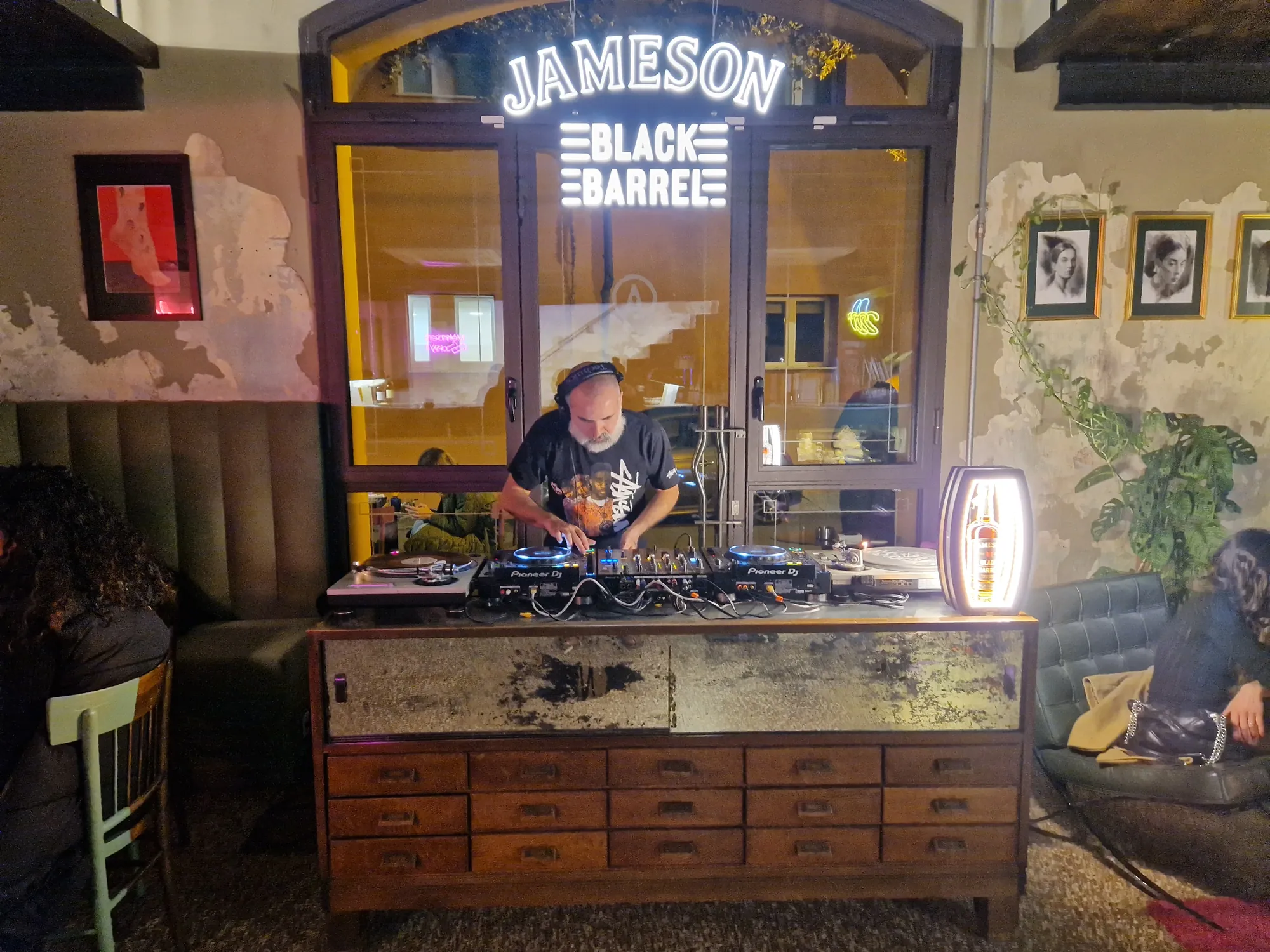 Jameson Black Barrel